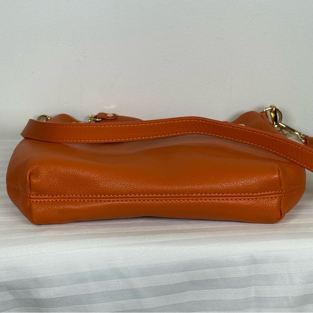 MICHAEL Michael Kors Soft Orange Leather Gold Chain Shoulder/Crossbody/Hand Bag - Picture 8 of 16